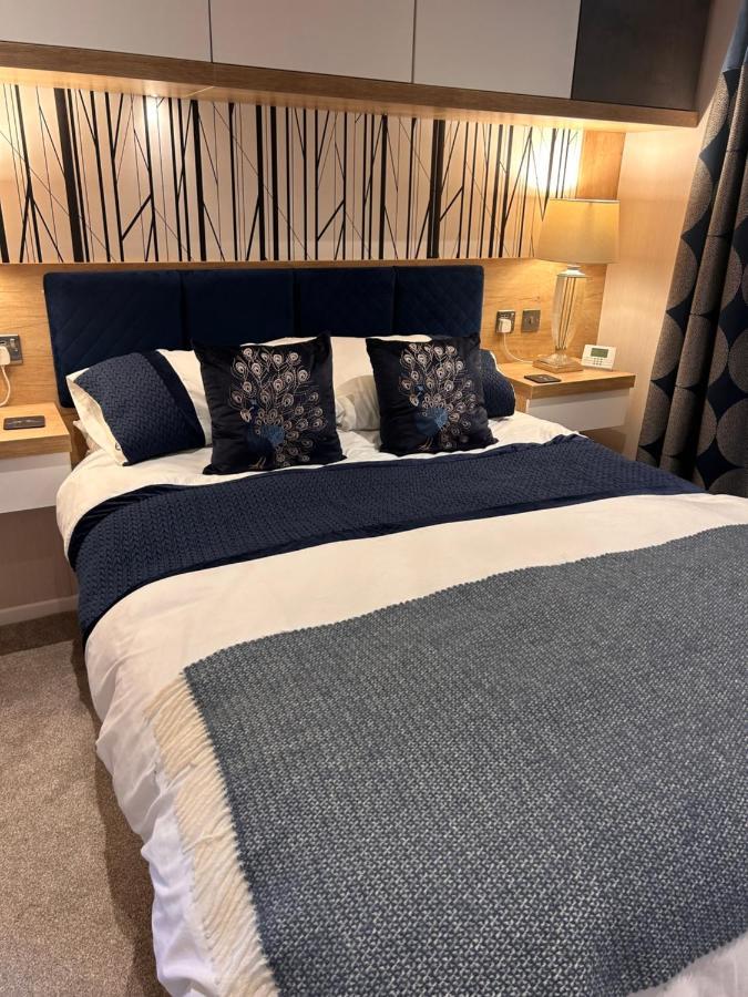 Hotchkin Lodge 우드홀스파 외부 사진